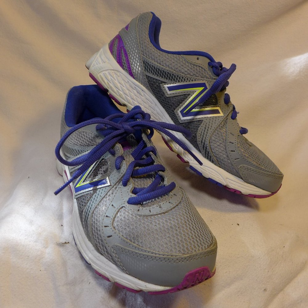 New Balance women’s w450gv3 running shoes 7.5